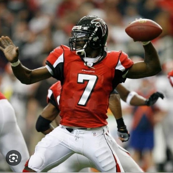 Michael Vick Atlanta Falcons Youth
Reebok On Field Football Jersey - Picture 11 of 12